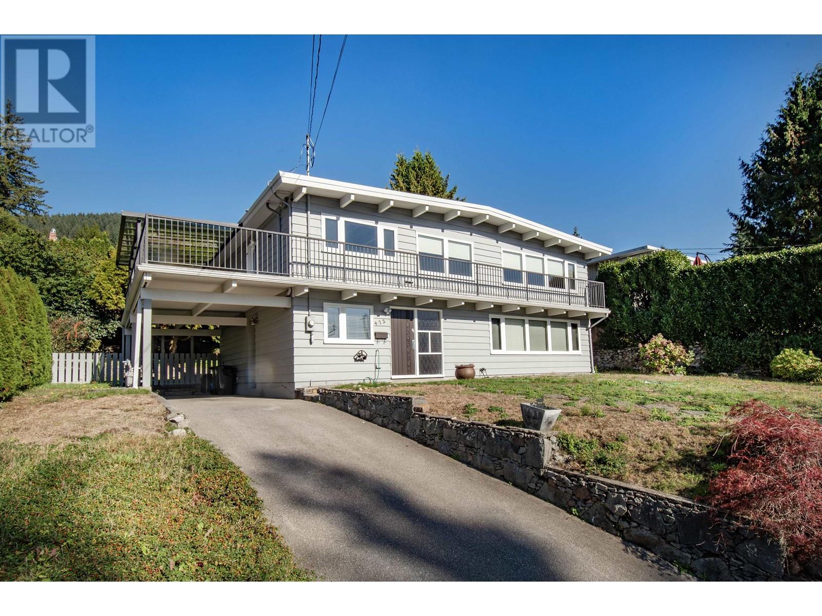 472 Crestwood Avenue, North Vancouver, BC, V7N 3C3