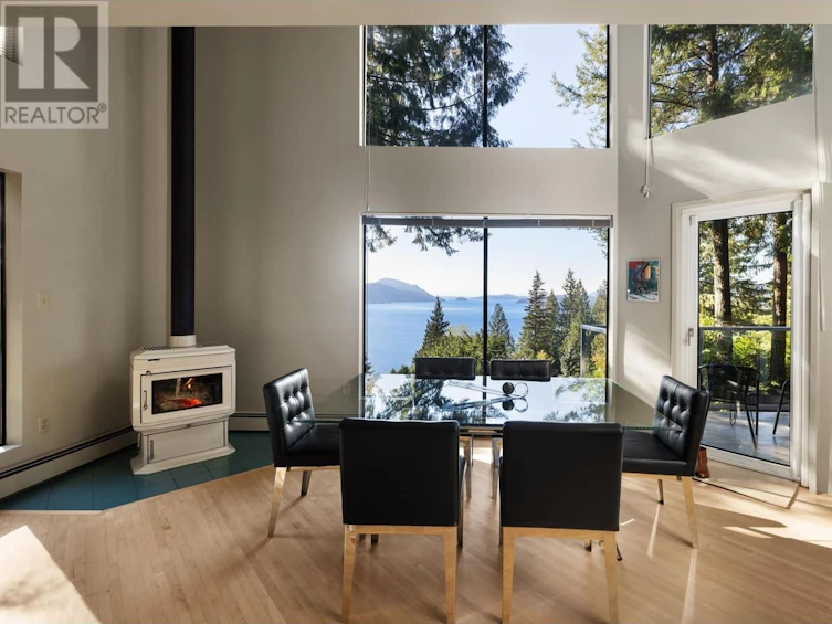 225 Mountain Drive, West Vancouver, BC, V0N 2E0