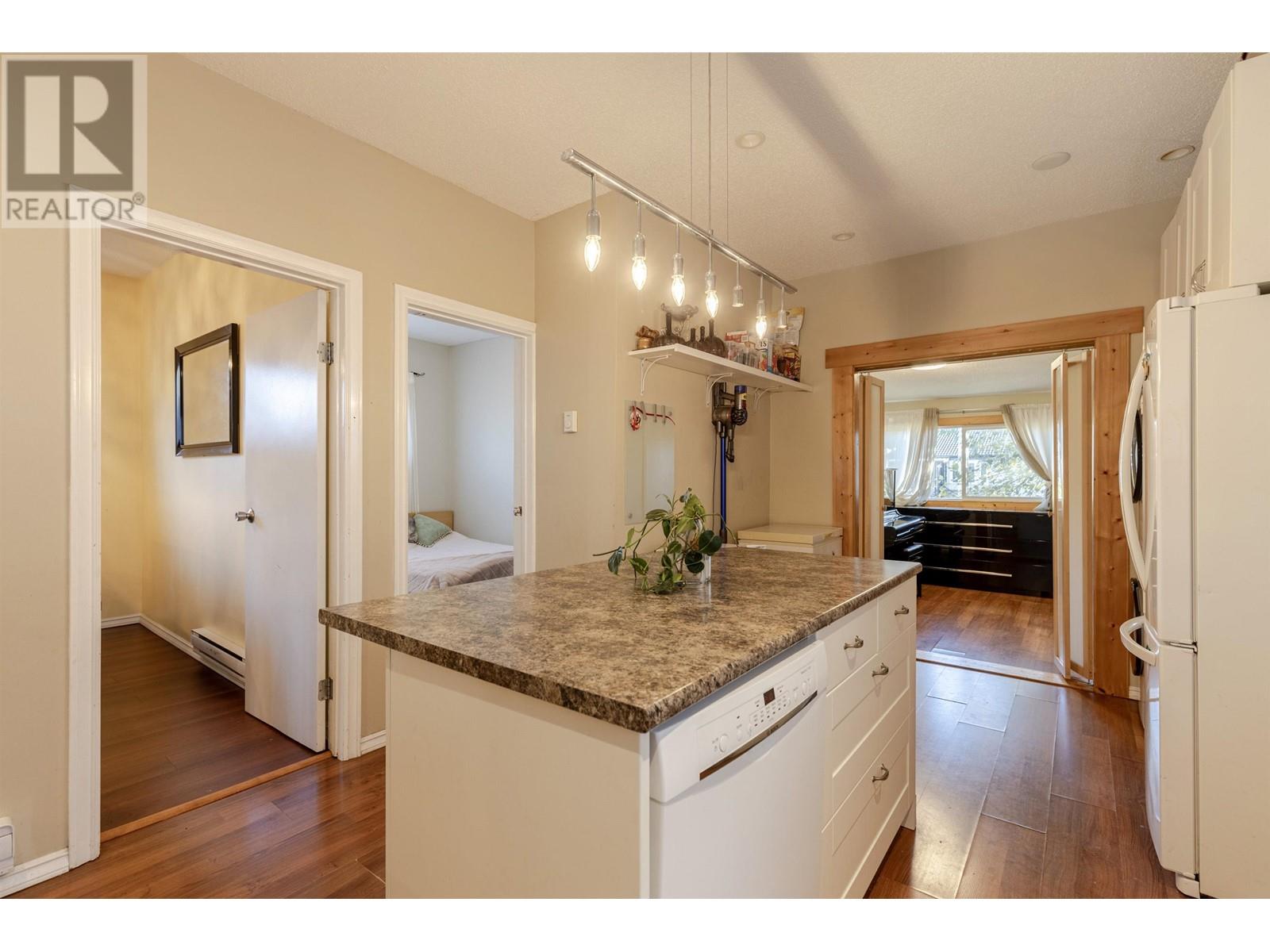4368 Windsor Street, Vancouver, BC, V5V 4P4