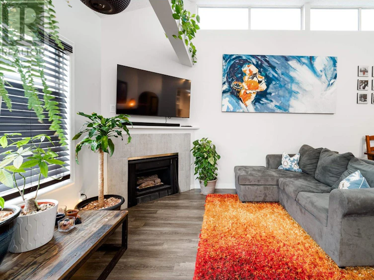 403-1147 Nelson Street, Vancouver, BC, V6E 1J3