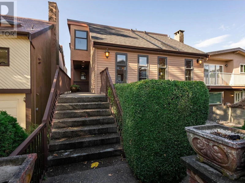 153 Glynde Avenue, Burnaby BC V5B 3J3