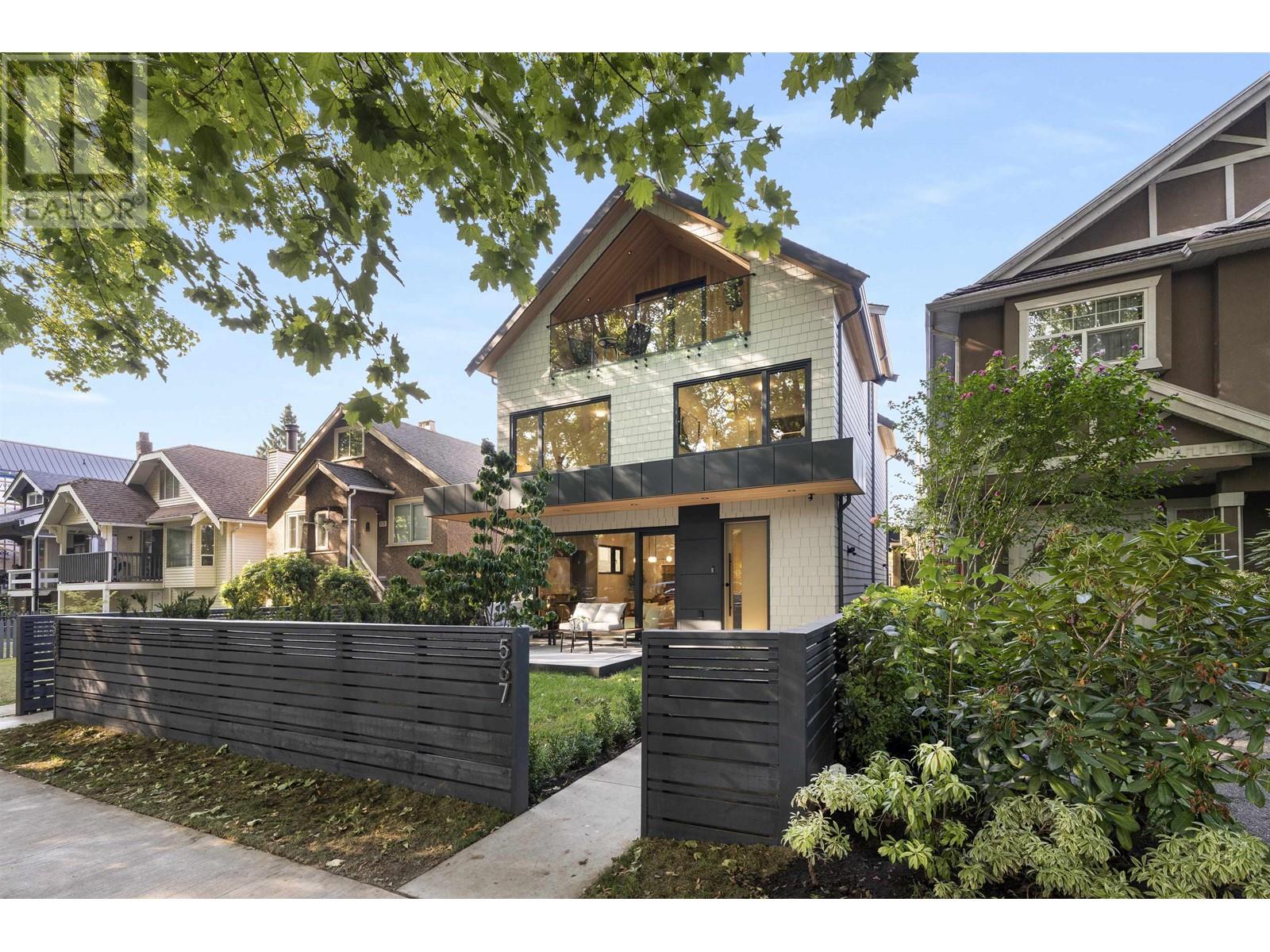 567 West 17th Avenue, Vancouver, BC, V5Z 1T6