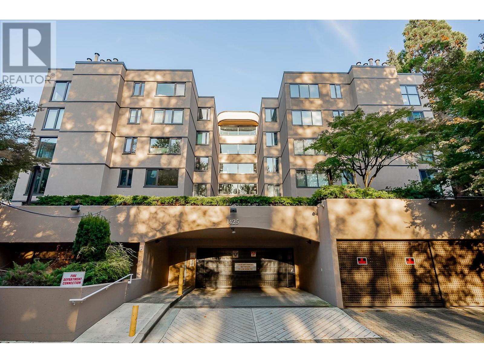 23-1425 Lamey's Mill Road, Vancouver, BC, V6H 3W2