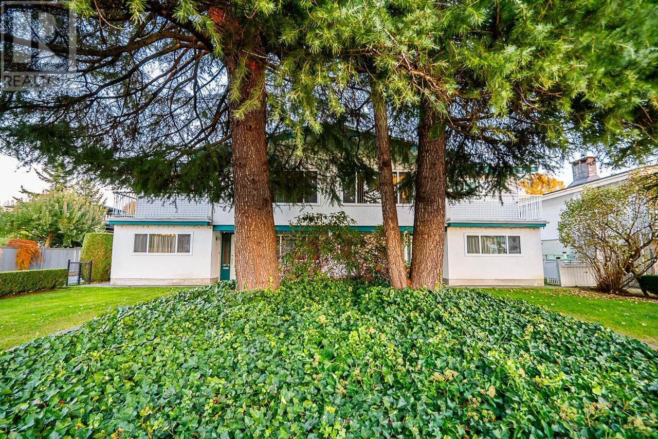 1070-1070 1072 Blaine Drive, Burnaby, BC, V5A 2L6
