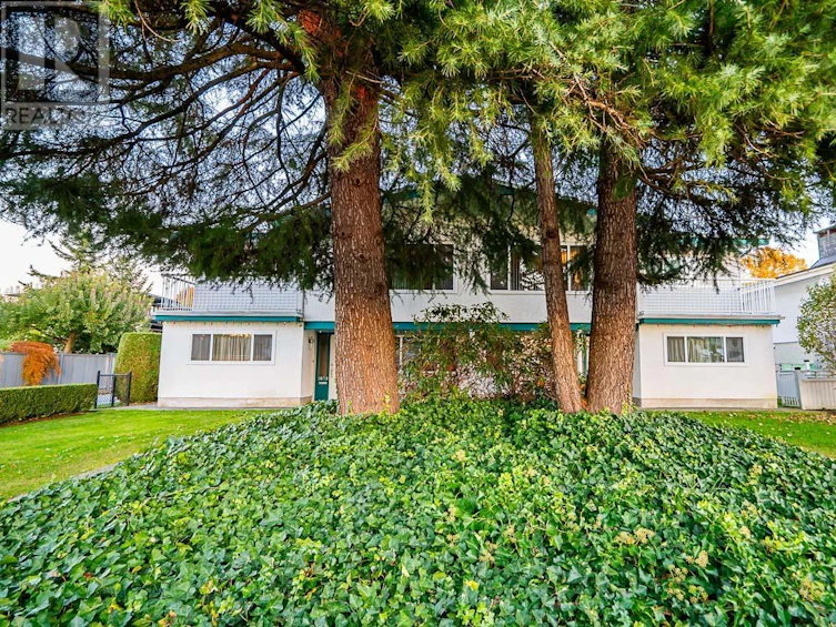 1070-1070 1072 Blaine Drive, Burnaby, BC, V5A 2L6