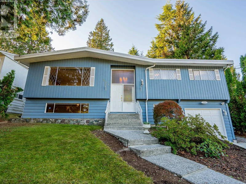 201 Clearview Drive, Port Moody BC V3H 2S7
