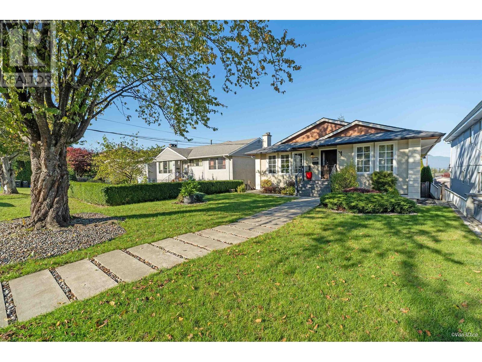 4075 Brandon Street, Burnaby, BC, V5G 2P7