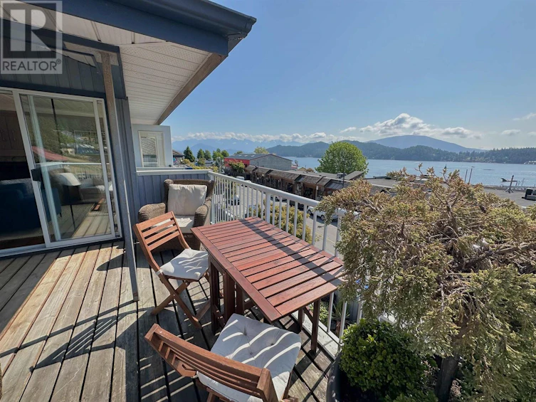 8-291 Periwinkle Lane, Gibsons, BC, V0N 1V0
