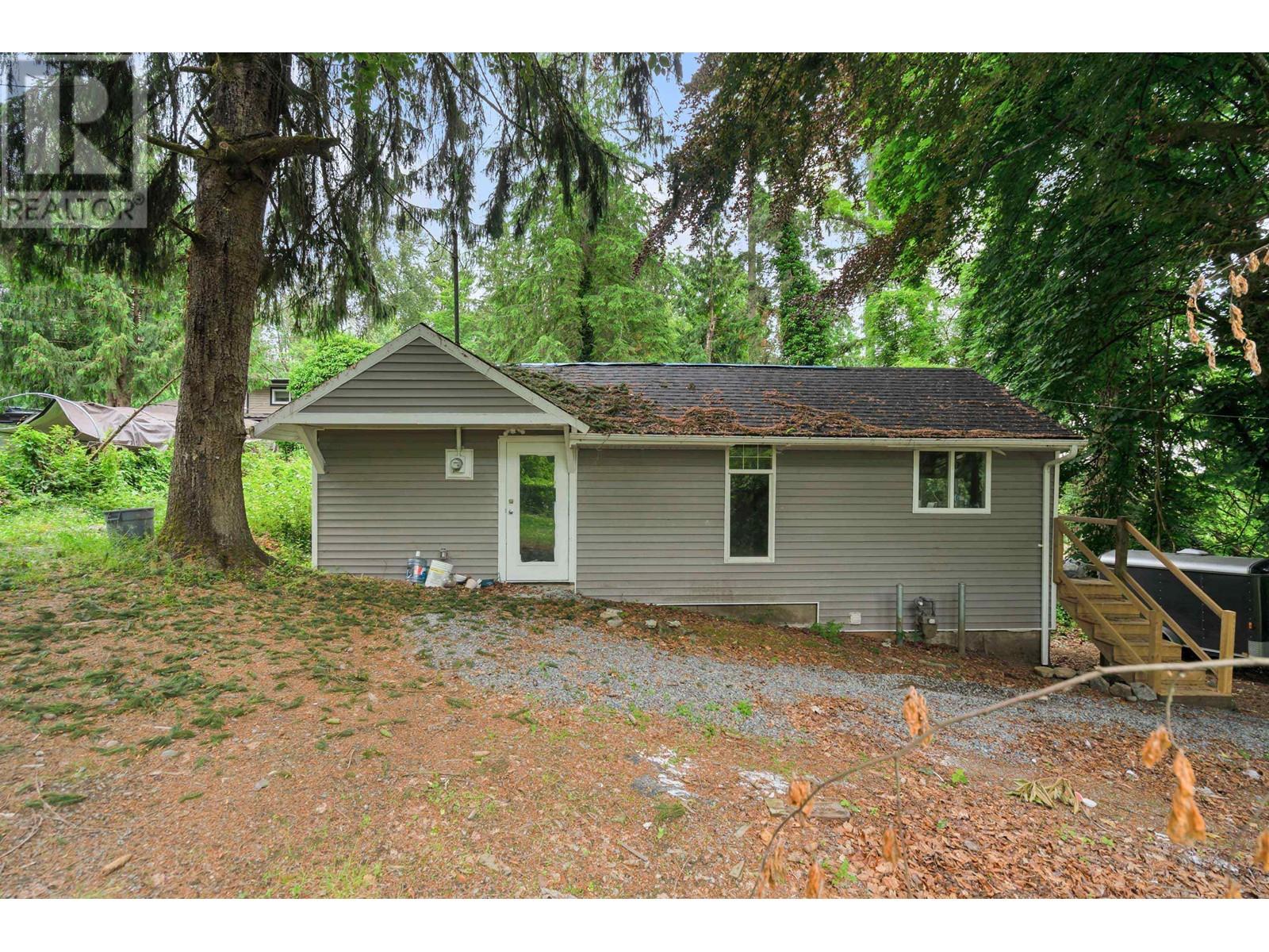 24742 100 Avenue, Maple Ridge, BC, V2W 1J8
