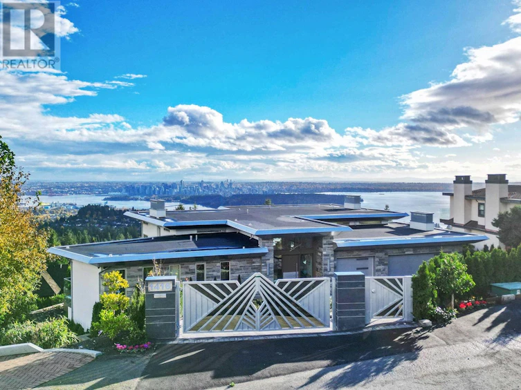 1416 Sandhurst Place, West Vancouver, BC, V7S 2P3