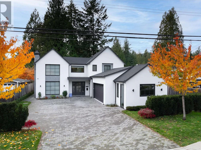 4587 Glenwood Avenue, North Vancouver BC V7R 4G6