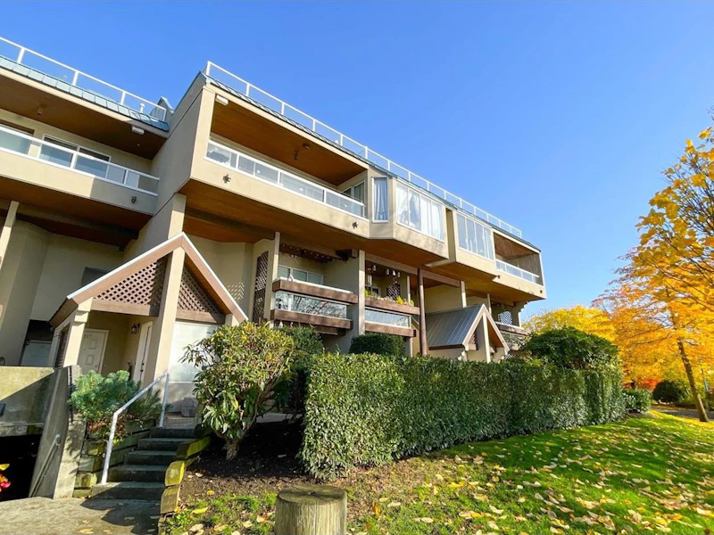 214 - 5 K De K Court, New Westminster BC V3M 6B6