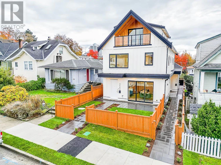 3564 Triumph Street, Vancouver, BC, V5K 1V1
