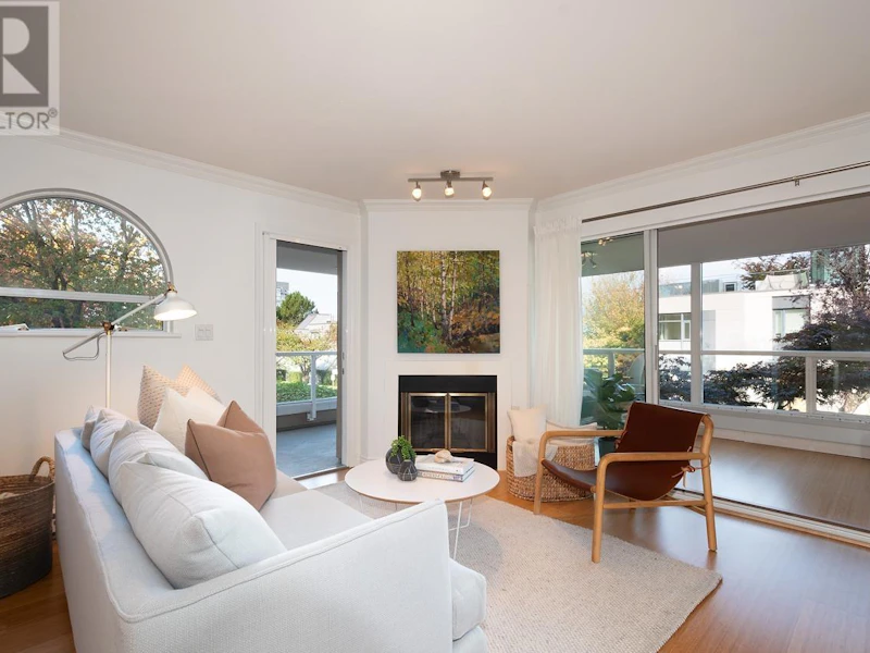 1290 W 8th Avenue, Vancouver BC V6H 3Y9