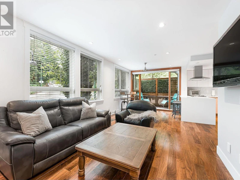 101 - 2200 Caledonia Avenue, North Vancouver BC V7G 1K8