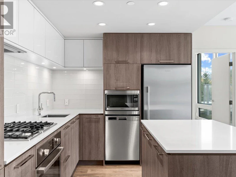 502 - 680 Seylynn Crescent, North Vancouver BC