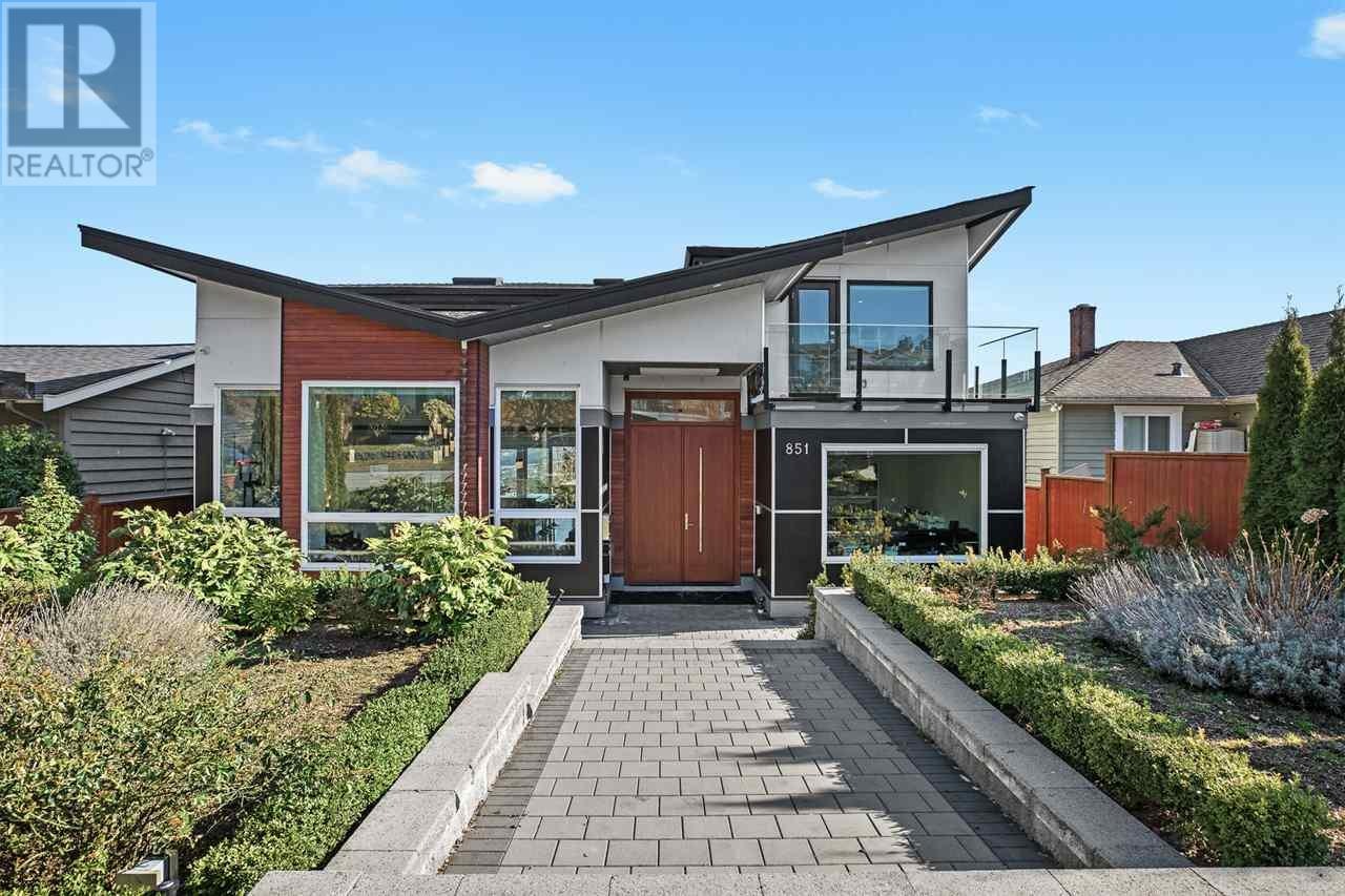 851 Whitchurch Street, North Vancouver, BC, V7L 2A5