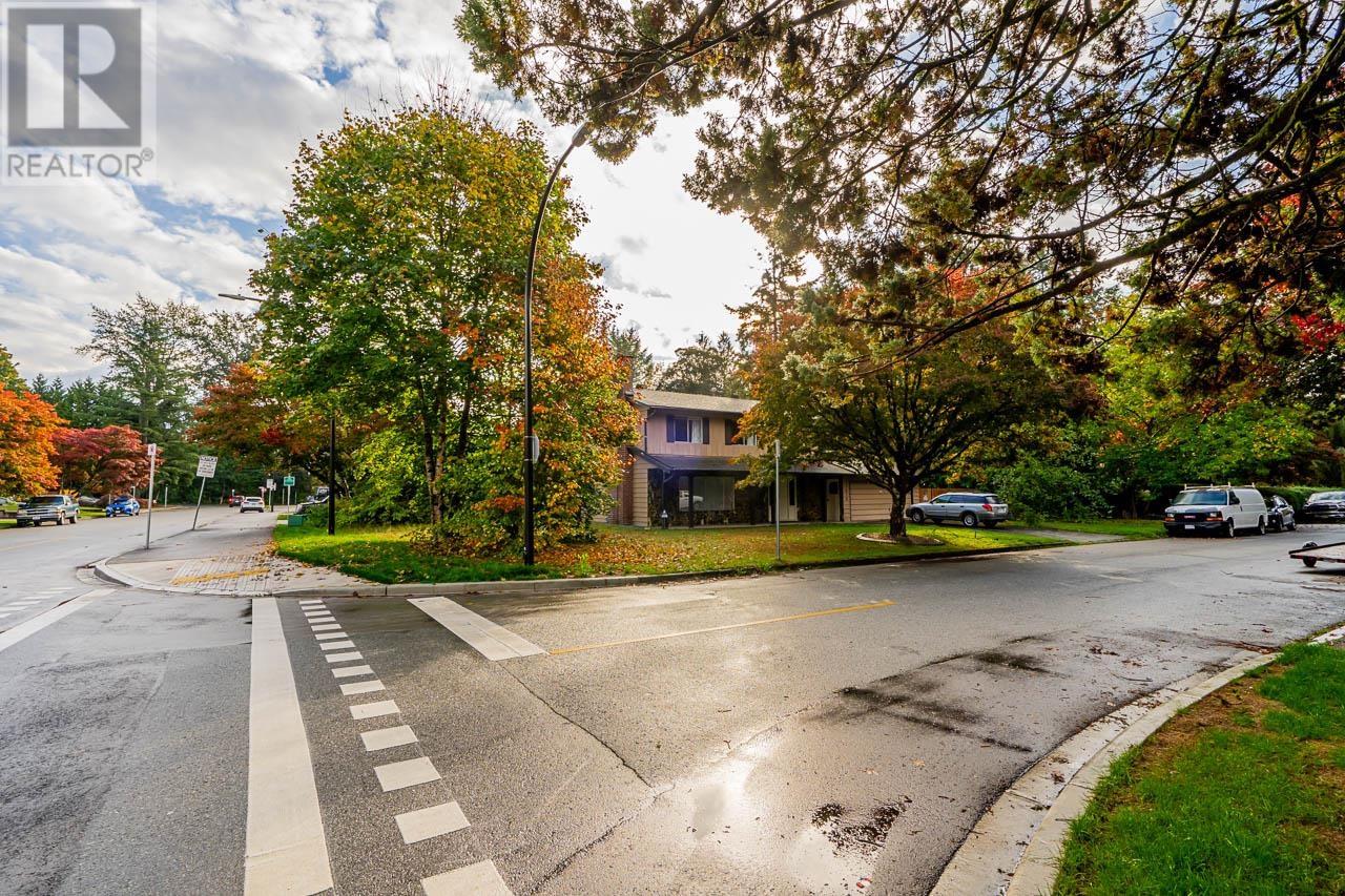 11678 212 Street, Maple Ridge, BC, V2X 4Z5