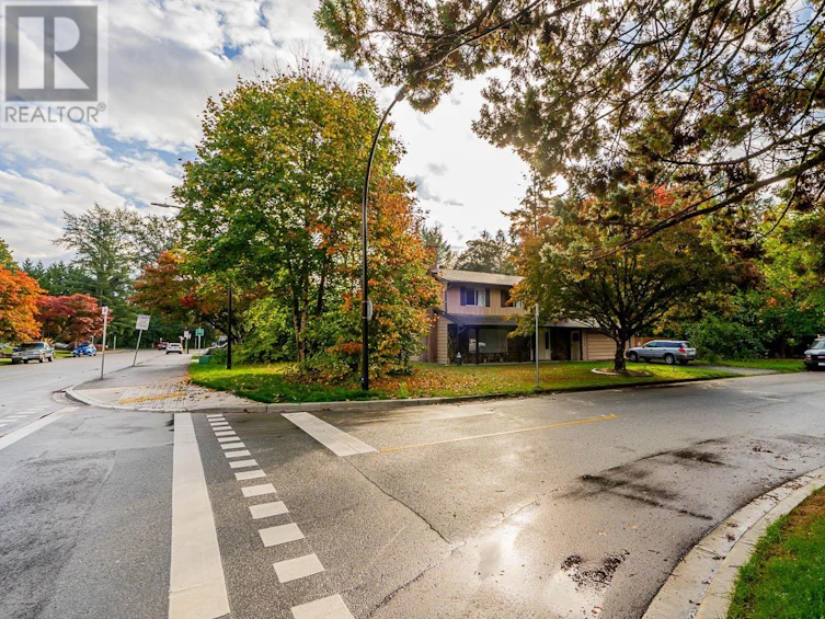 11678 212 Street, Maple Ridge, BC, V2X 4Z5