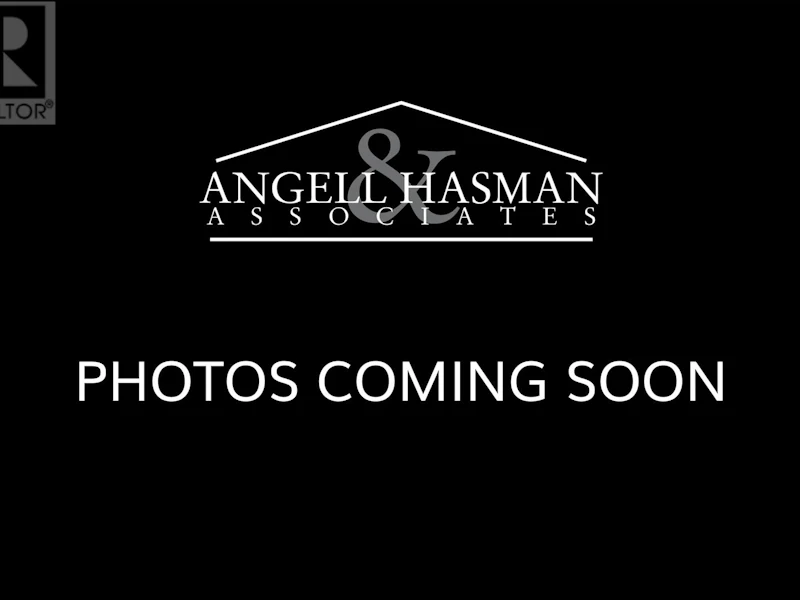 4215 Evergreen Avenue, West Vancouver BC V7V 1H2