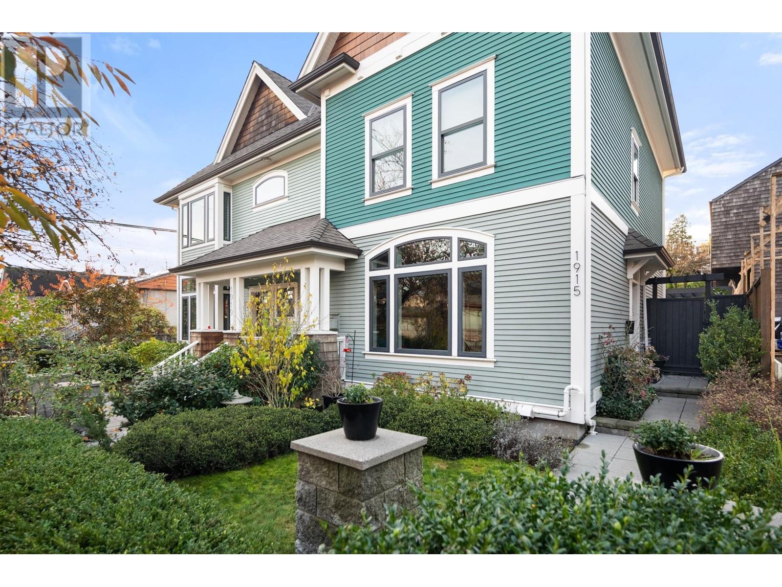1915 Templeton Drive, Vancouver, BC, V5N 4V9