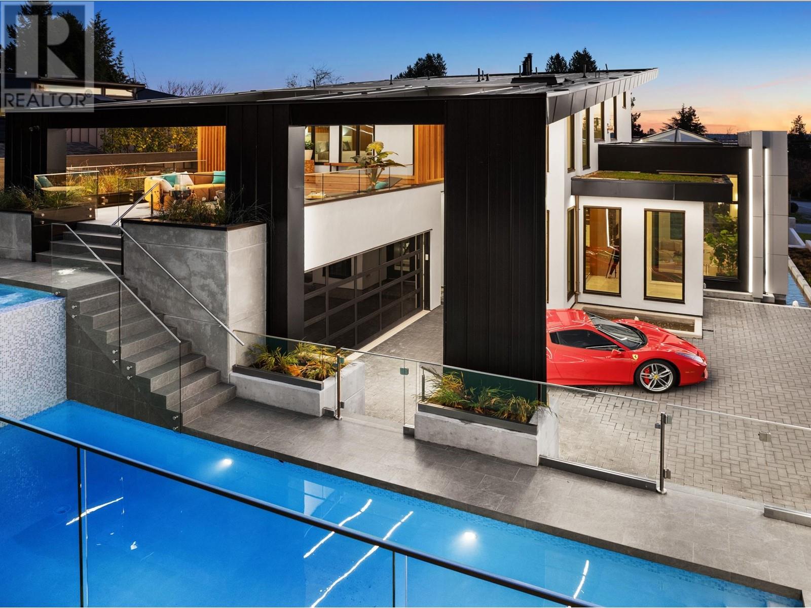 2495 Mathers Avenue, West Vancouver, BC, V7V 2H9