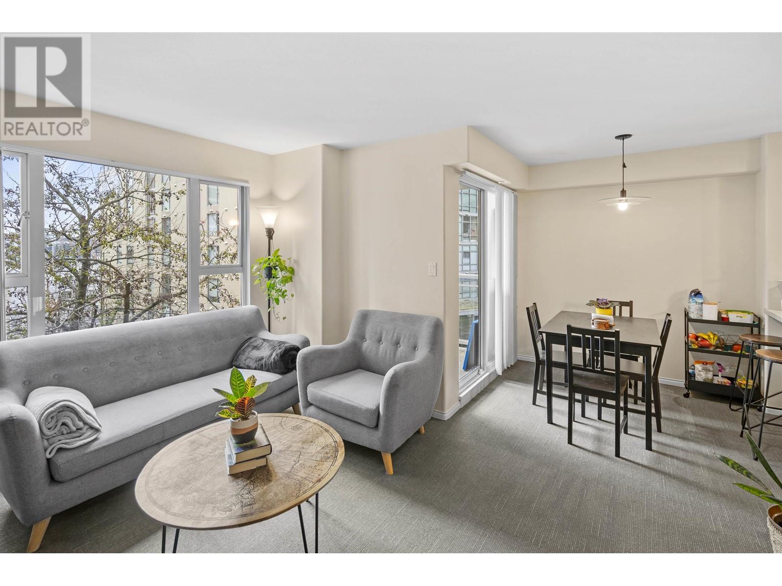 405-910 Beach Avenue, Vancouver, BC, V6Z 2W7