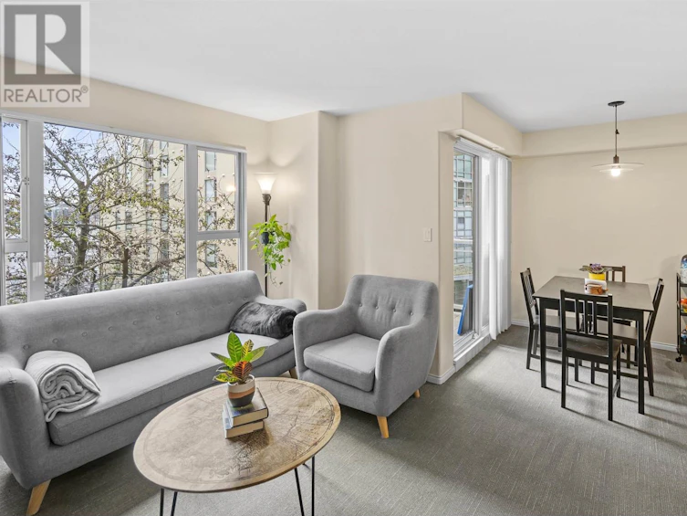 405-910 Beach Avenue, Vancouver, BC, V6Z 2W7