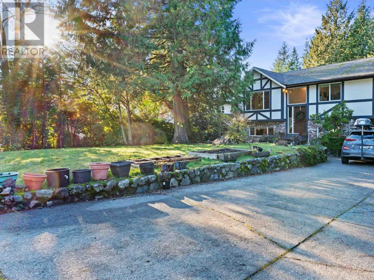 40368 Kintyre Drive, Squamish, BC, V8E 0J6