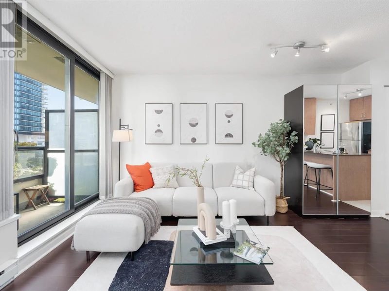 803 - 977 Mainland Street, Vancouver BC V6B 1T2