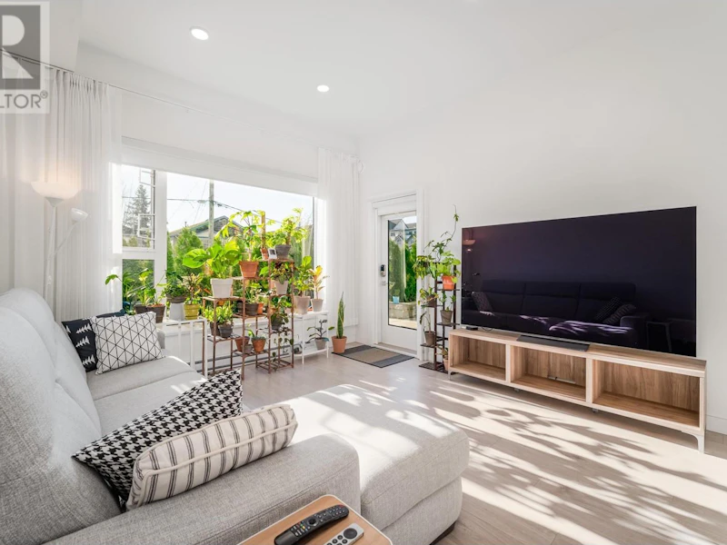 2345 Rindall Avenue, Port Coquitlam BC