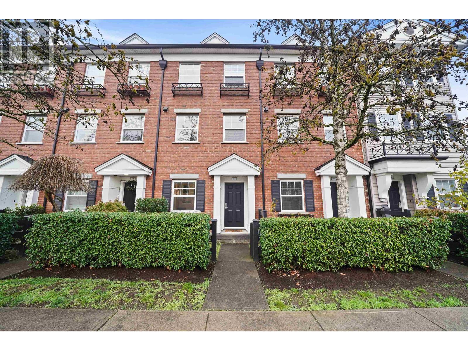 33-11067 Barnston View Road, Pitt Meadows, BC, V3Y 2X3