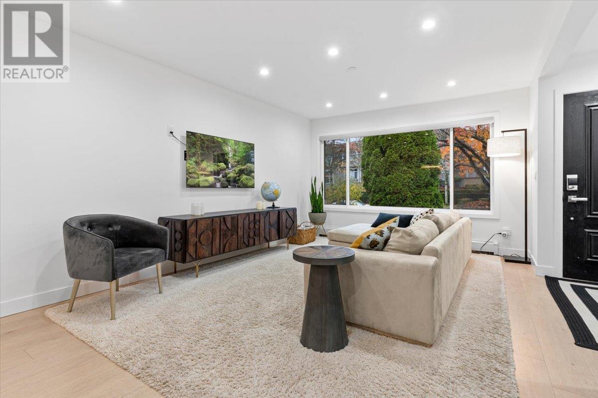 870 West 59th Avenue, Vancouver, BC, V6P 1X7