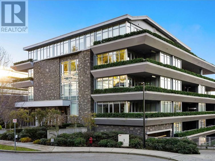 600-888 Arthur Erickson Place, West Vancouver, BC, V7T 0B1