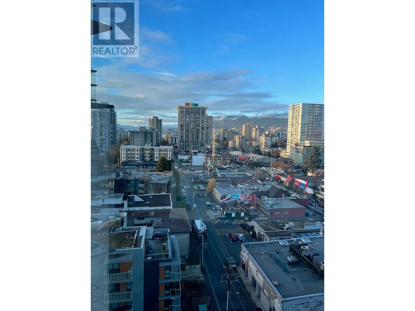 1302-1003 Burnaby Street, Vancouver, BC, V6E 4R7