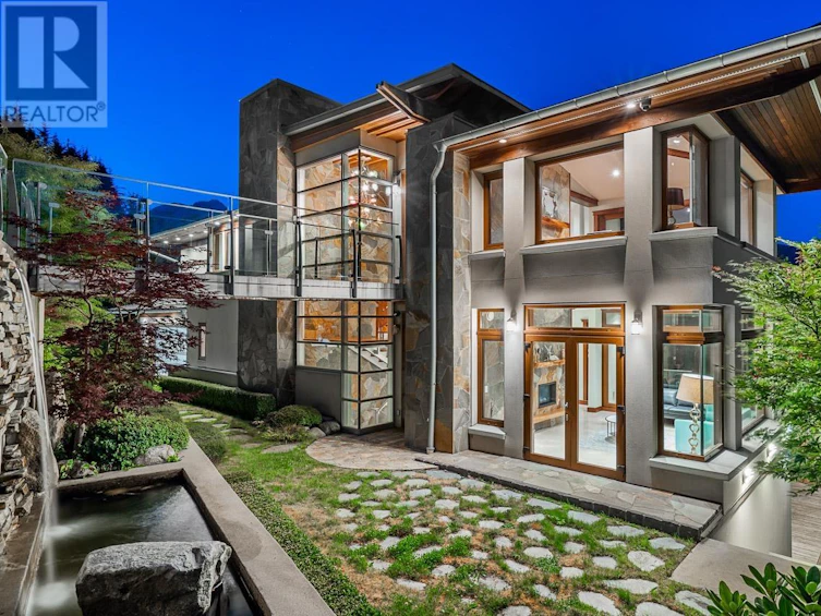 561 Ballantree Road, West Vancouver, BC, V7S 1W4