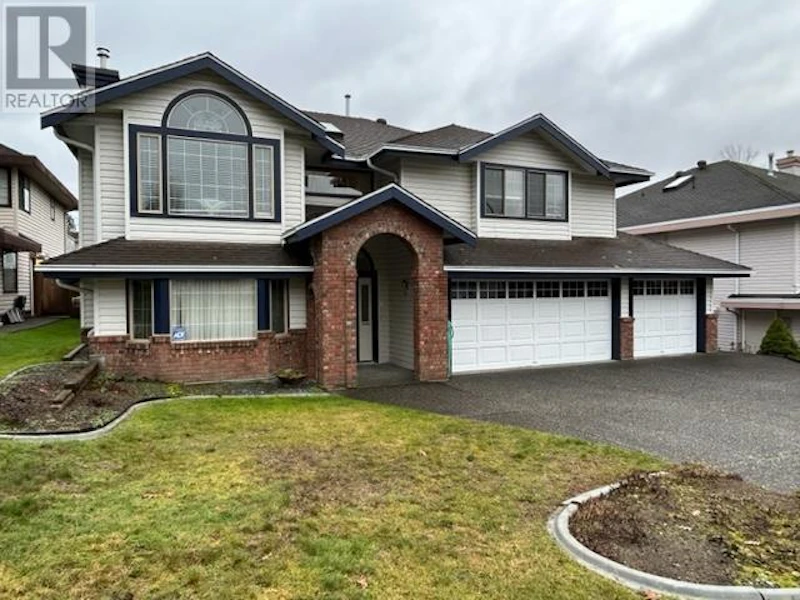 23708 106th Avenue, Maple Ridge BC V2W 1B4