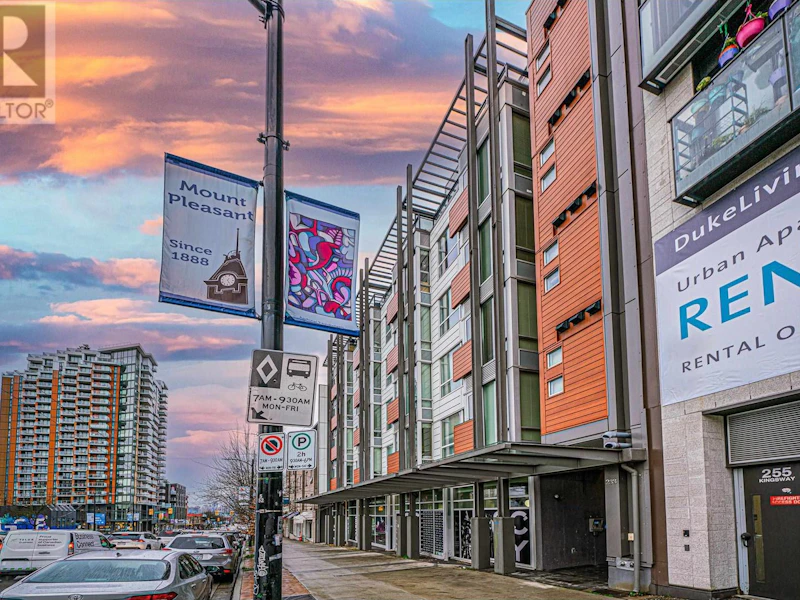 305 - 233 Kingsway Street, Vancouver BC