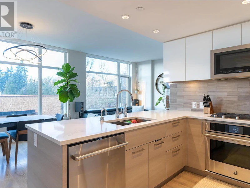 710 - 3451 Sawmill Crescent, Vancouver BC