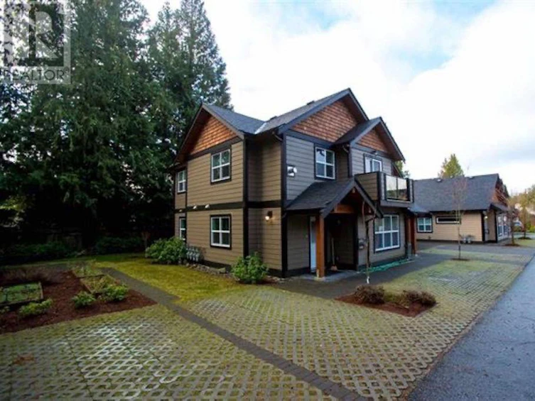 106-518 Shaw Road, Gibsons, BC, V0N 1V8