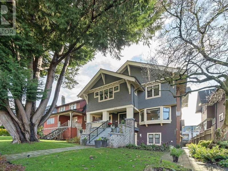 1 - 2546 W 3rd Avenue, Vancouver BC V6K 1M1
