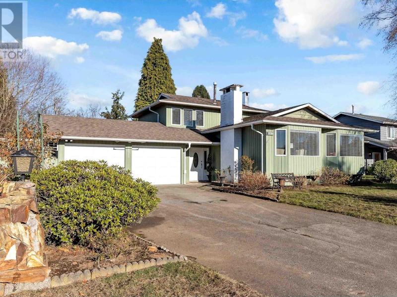 18913 119b Avenue, Pitt Meadows BC V3Y 1W8