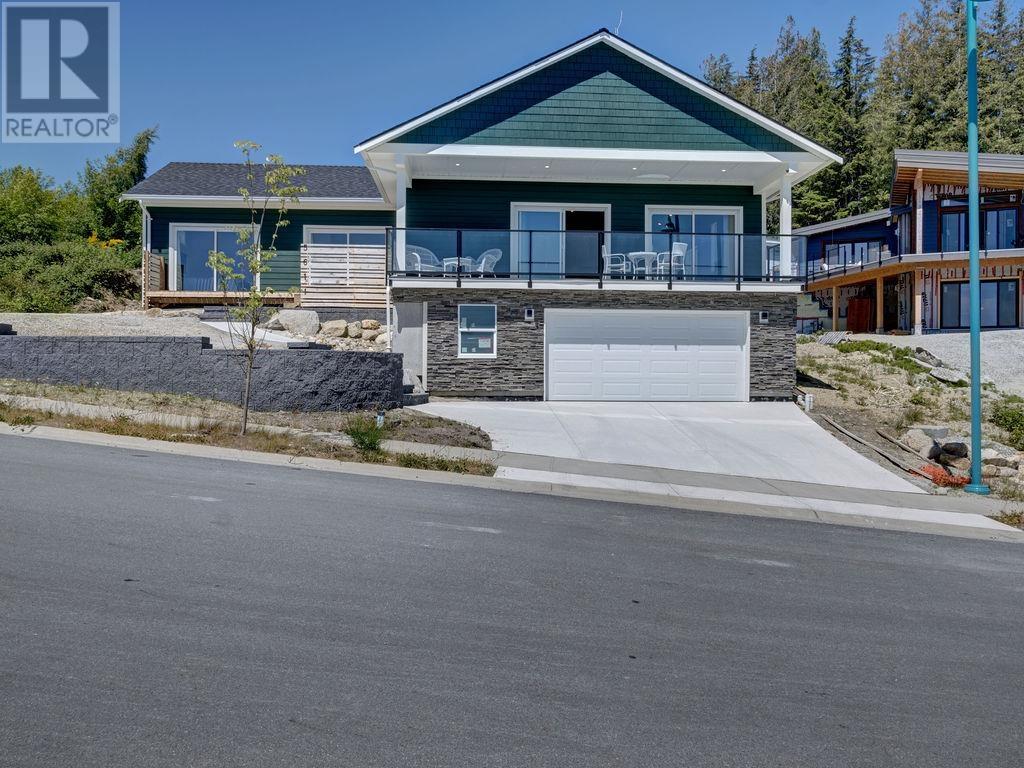 5611 Dungeness Place, Sechelt, BC, V0N 3A0