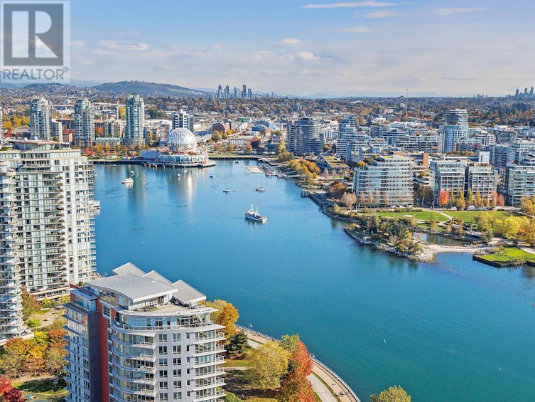 3902-1033 Marinaside Crescent, Vancouver, BC, V6Z 3A3