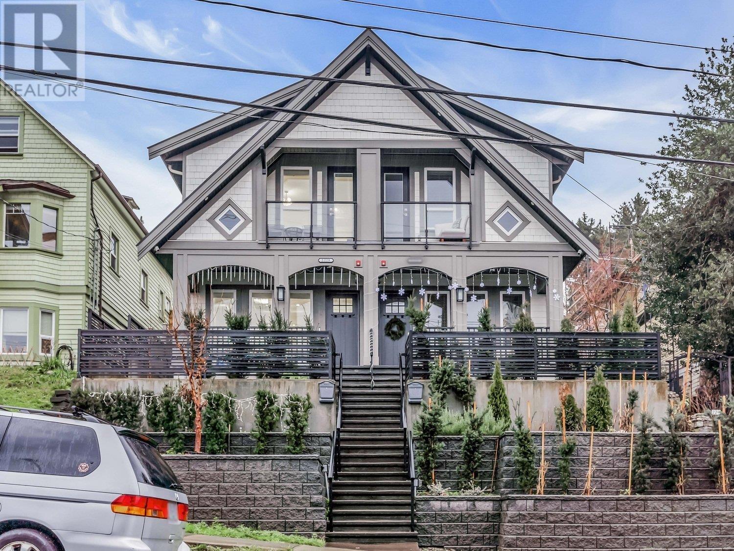 2-229 Eleventh Street, New Westminster, BC, V3M 4C8