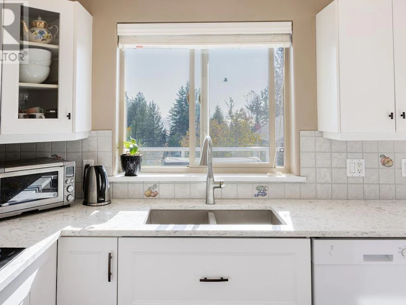6356 Jasper Road, Sechelt BC
