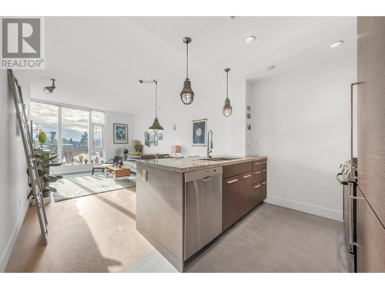 412-2528 Maple Street, Vancouver, BC, V6J 0B4