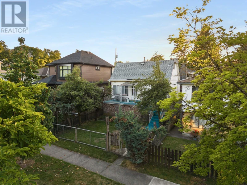 4615 Inverness Street, Vancouver BC V5V 4X3