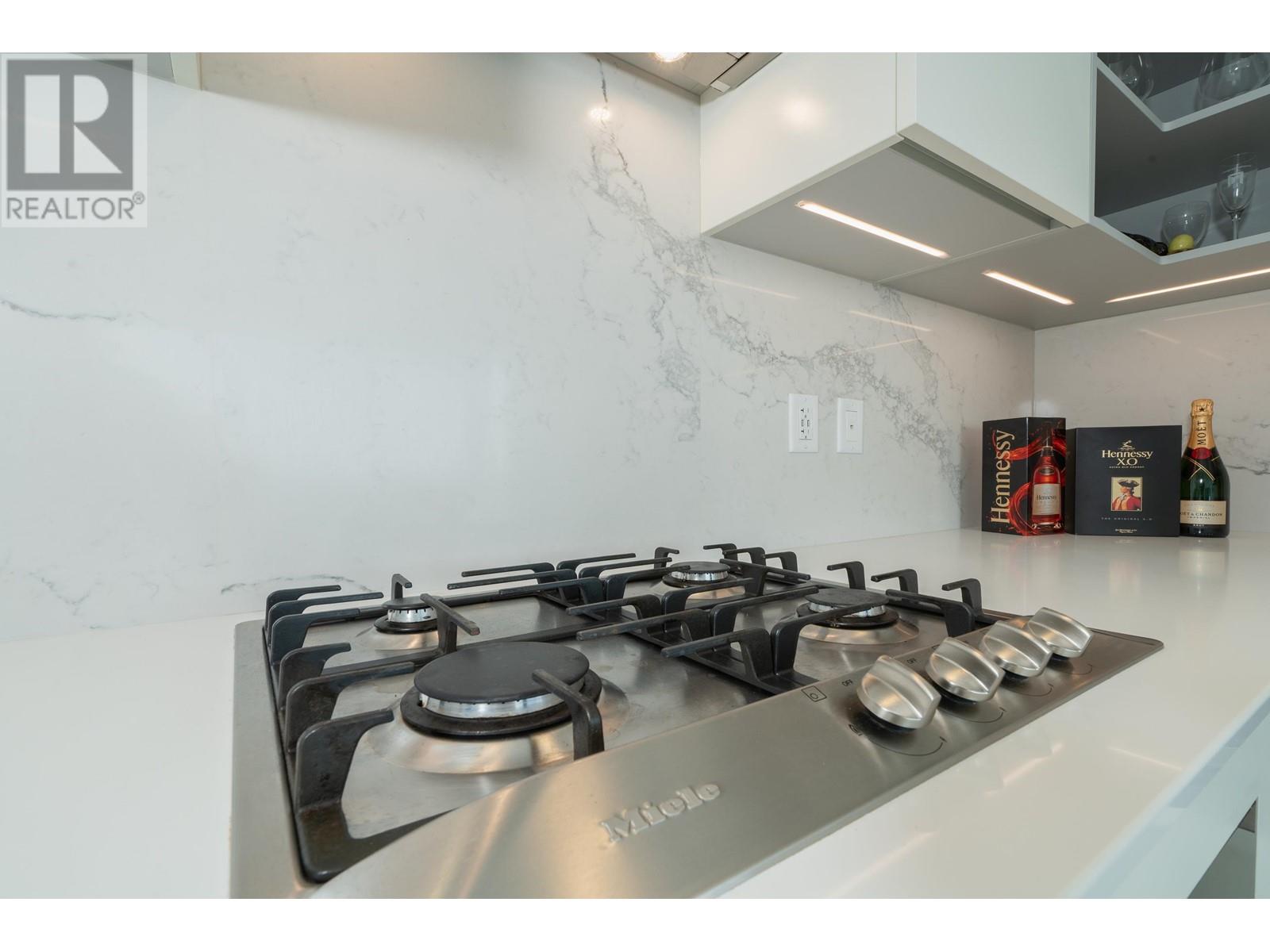 2307-6699 Dunblane Avenue, Burnaby, BC, V5H 0J8 - 11