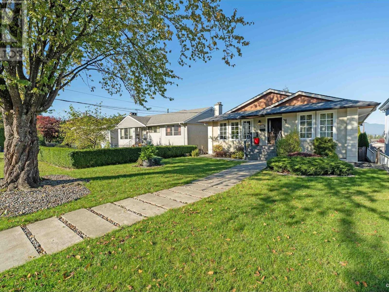 4075 Brandon Street, Burnaby BC V5G 2P7